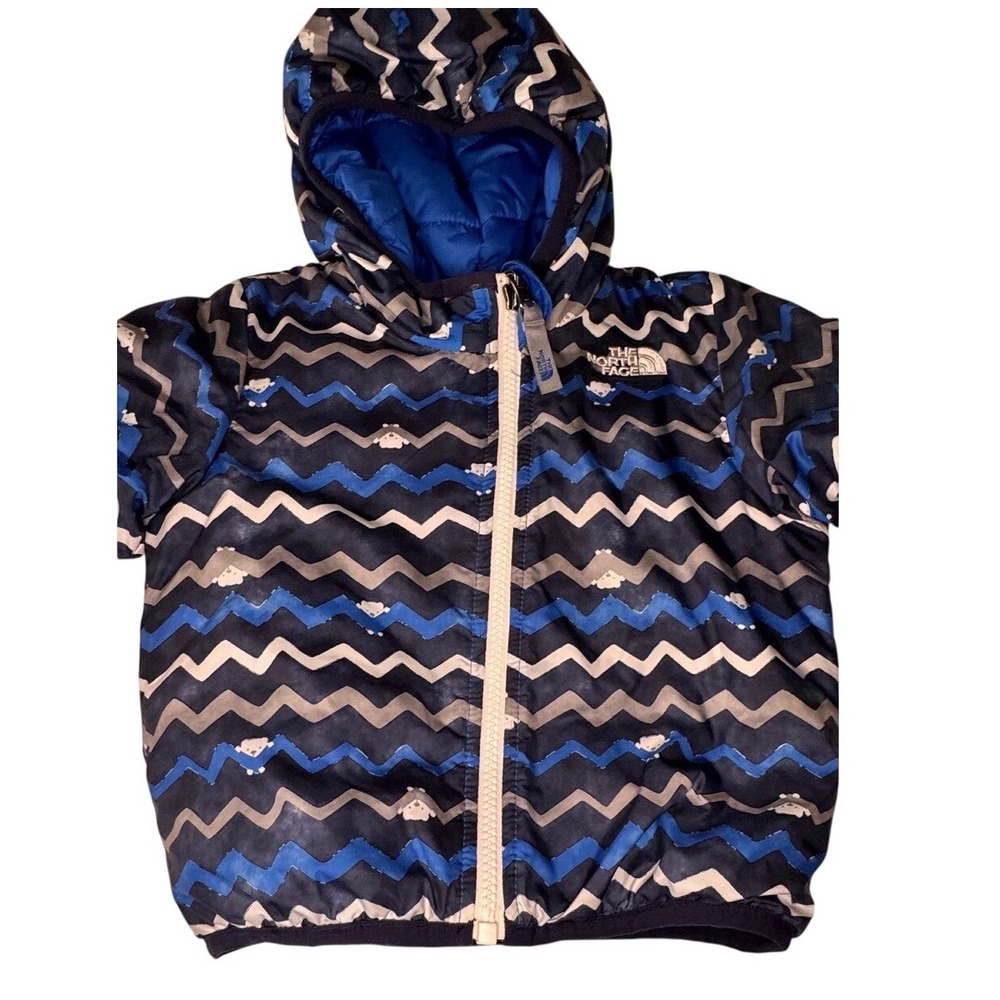 The North Face Infant Moondoggy Reversible Down Jacket‎ Blue Chevron 12-18M